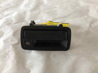 2002 - 2007 SATURN VUE Rear Exterior Liftgate Tailgate Hatch Door Handle OEM