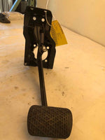 2007 MERCEDES BENZ S550 Floor Brake Pedal With Mounting Bracket Assembly A/T OEM