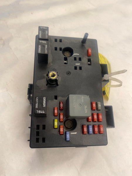 2002 SATURN VUE Cabin Fuse Relay Junction Box PIN 22685549 OEM