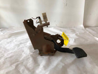 2002 SATURN VUE 3.5L 6 Cylinder Automatic Transmission Brake Gas Pedal OEM