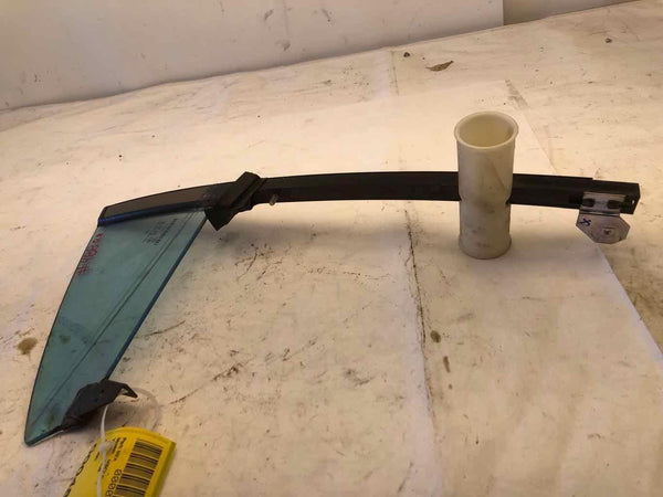 2006 - 2011 MERCEDES CLS500 Sedan Rear Vent Glass Window Right Passenger Side