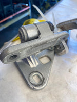 2006 MERCEDES CLS500 Sedan Front Door Upper & Lower Hinge Left Driver Side OEM