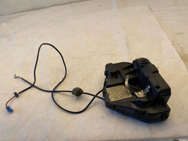 2006 - 2008 MERCEDES BENZ CLS500 Rear Door Lock Latch Actuator Passenger Side RH