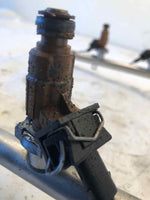 2006 MERCEDES CLS 5.0L 8 Cylinder Fuel Injection Rail with Injector Assembly OEM