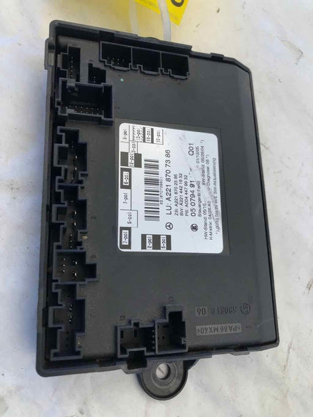 2007 MERCEDES S-CLASS Rear Door Control Module A2218707386 Left Driver Side LH