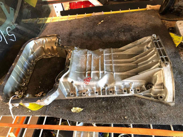 2007 MERCEDES S-CLASS 5.5L 8 Cylinder RWD Upper Engine Oil Pan OEM
