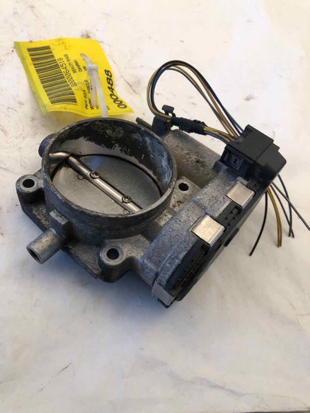 2006 MERCEDES BENZ CLS500C 5.0L Engine Throttle Body Valve Assembly OEM