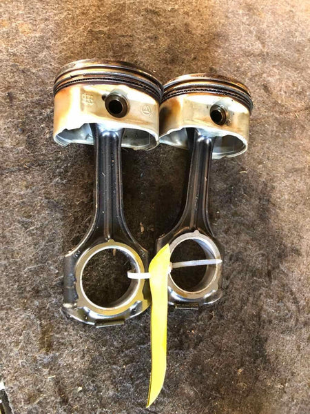 2006 MERCEDES BENZ CLS500C 5.0L Engine Motor Piston with Connecting Rod OEM