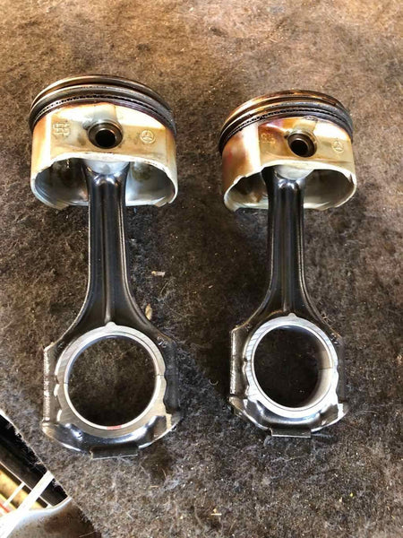 2006 MERCEDES BENZ CLS500C 5.0L Engine Motor Piston with Connecting Rod OEM