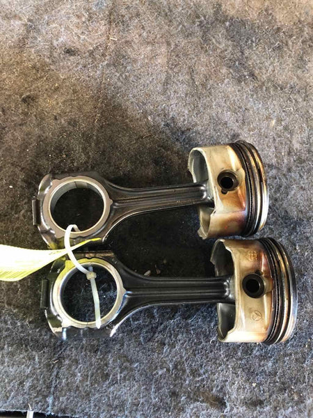 2006 MERCEDES BENZ CLS500C 5.0L Engine Motor Piston with Connecting Rod OEM