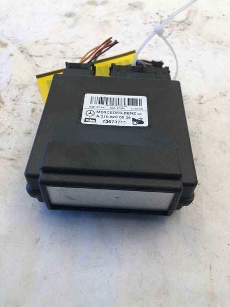 2006 MERCEDES CLS500 Trunk Remote Release Control Module PIN 2198200526 OEM