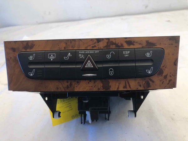 2006 MERCEDES CLS500 Front Dash Switch Control Buttons with Hazard 2116800552