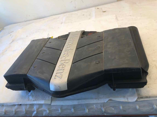2006 MERCEDES CLS500 5.0L 8 Cylinder Engine Cover Panel Air Intake Filter Box