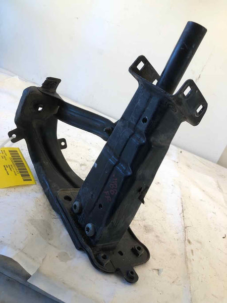 2006 - 2011 MERCEDES CLS500 Front Bumper Reinforcement Bracket Passenger Side RH