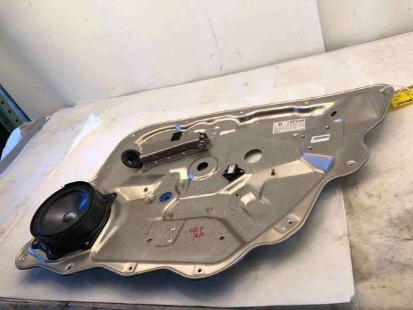 2007 - 2013 MERCEDES S550 Rear Back Door Window Regulator Right Passenger Side
