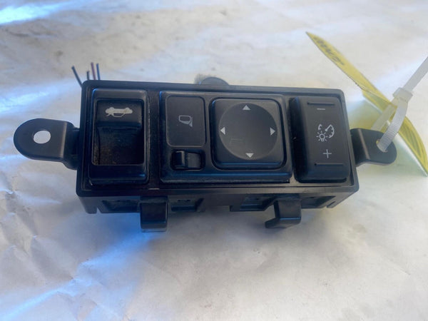 2017 NISSAN SENTRA Door Mirror Switch Dimmer Light Switch & Trunk Release Lever