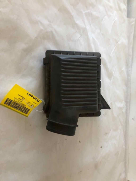 1995 - 2000 CHRYSLER CIRRUS 2.5L Engine Air Cleaner Intake Box Housing OEM