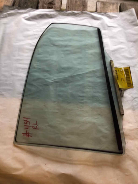 2003-2008 TOYOTA COROLLA 4 Door Rear Back Door Glass Window Lerft Driver Sid LH