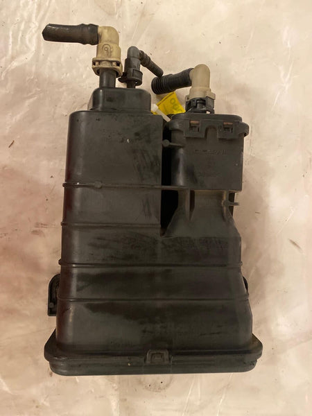 2006 - 2011 CADILLAC DTS Fuel Gas Vapor Charcoal Evaporator Canister OEM