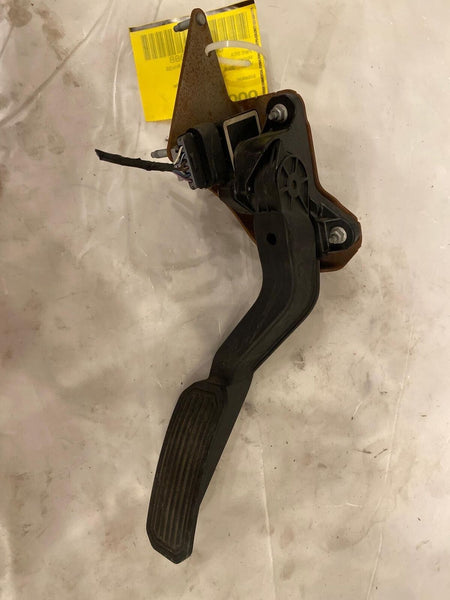 2006 CADILLAC DTS Automatic Transmission Gas Accelerator Throttle Pedal OEM