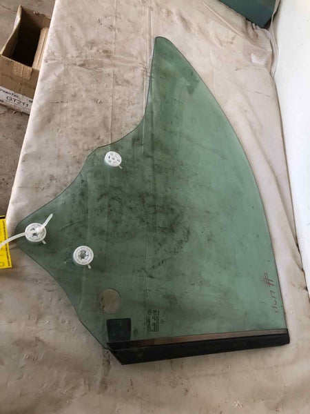 2004 - 2009 MERCEDES CLK Rear Quarter Glass Window Right Passenger Side RH