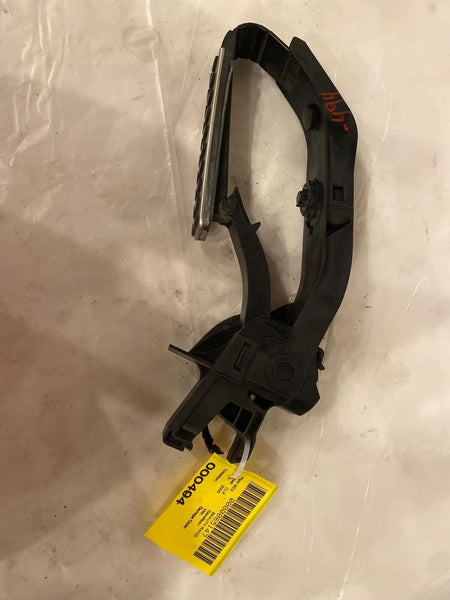 2005 MERCEDES BENZ CLK320 Gas Accelerator Throttle Foot Pad Pedal Floor OEM