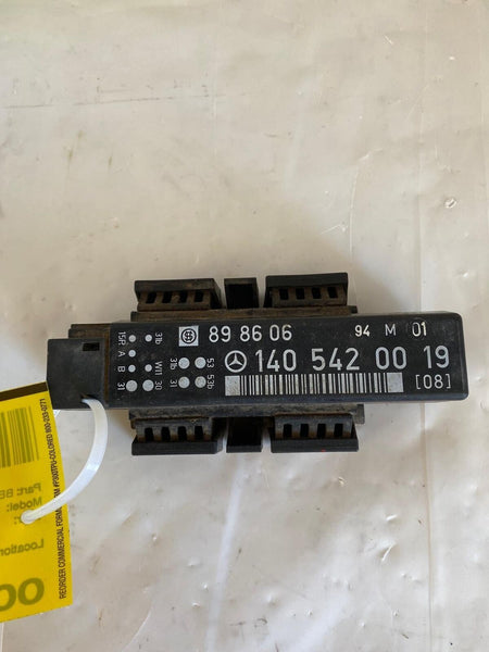 1995 MERCEDES S-CLASS S500 Windshield Wiper Relay Control Module PIN 1405450019