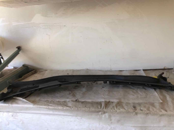 2006 LEXUS GS300 Front Windshield Wiper Cowl Cover Vent Left Side & Right Side
