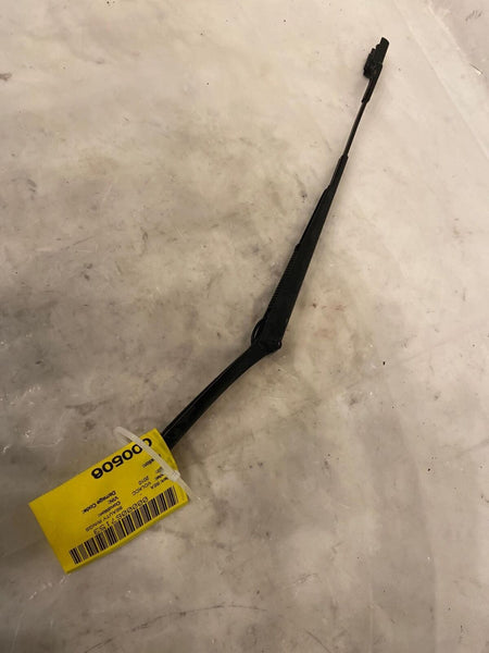 2009 - 2011 VOLKSWAGEN CC SPORT Windshield Wiper Arm Left Driver Side LH OEM