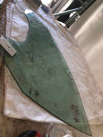 2009 - 2017 VOLKSWAGEN CC Sedan Front Door Glass Window Right Passenger Side OEM