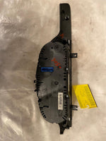 2010 - 2011 VOLKSWAGEN CC Speedometer Instrumental Cluster w/ Trim 154K Miles