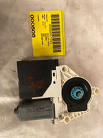 2009 - 2017 VOLKSWAGON CC Front Door Power Window Motor Right Passenger Side OEM