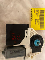 2009 - 2017 VOLKSWAGON CC Front Door Power Window Motor Right Passenger Side OEM