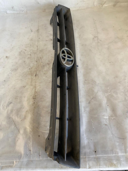 1992 - 1994 TOYOTA CAMRY Front Bumper Upper Grill Grille with Emblem OEM