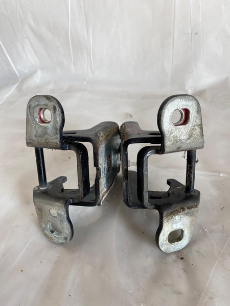 2002 JEEP LIBERTY Front Door Hinge Upper and Lower Pair Right Passenger Side RH