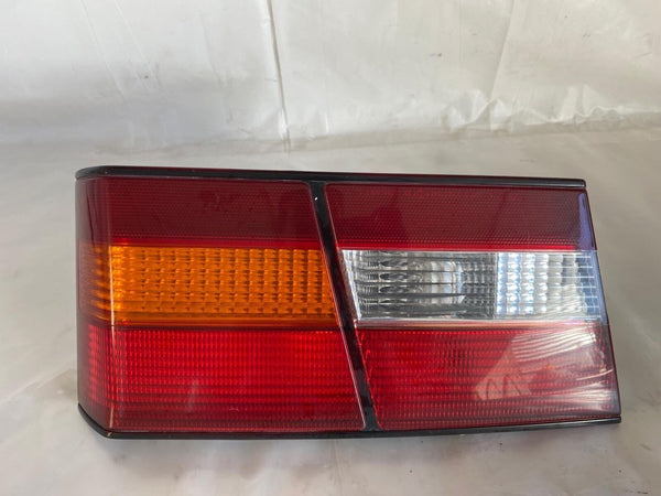 1997 - 1999 LEXUS ES300 Tail Light Lamp Lid Panel Mounted Left Driver Side LH