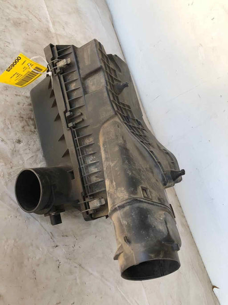 2006 - 2010 FORD EXPLORER 4.6L Air Cleaner Filter Housing Box OEM