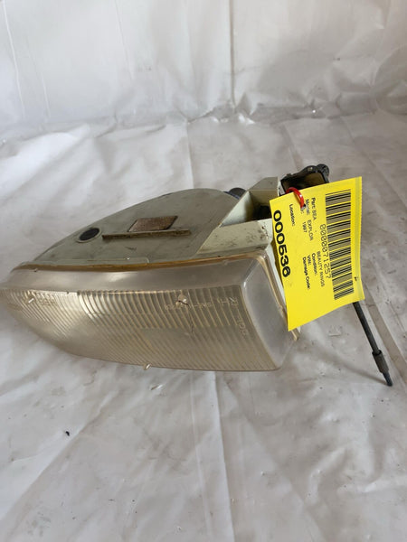 1995 - 2001 FORD EXPLORER Headlamp Light Head Light Assembly Passenger Right J