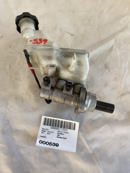 2015 - 2019 HYUNDAI SONATA Brake Master Cylinder w/ Fluid Reservoir Bottle Tank